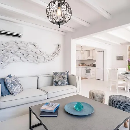 Zegna Pool Villa, Six Bedrooms Villa Mykonos Town