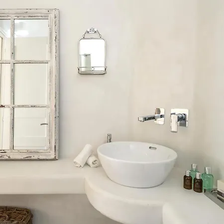 Zegna Pool Villa, Six Bedrooms *