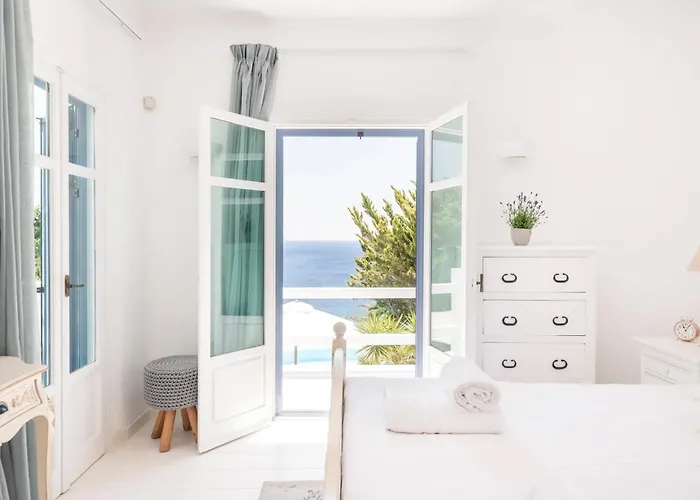 Zegna Pool Villa, Three Bedrooms * Agios Ioannis Diakoftis