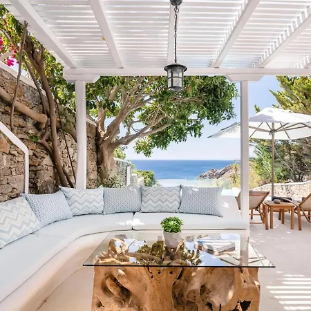 Zegna Pool Villa, Six Bedrooms *