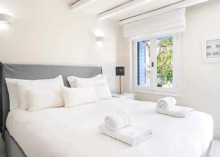 别墅 Zegna Pool Villa, Three Bedrooms *